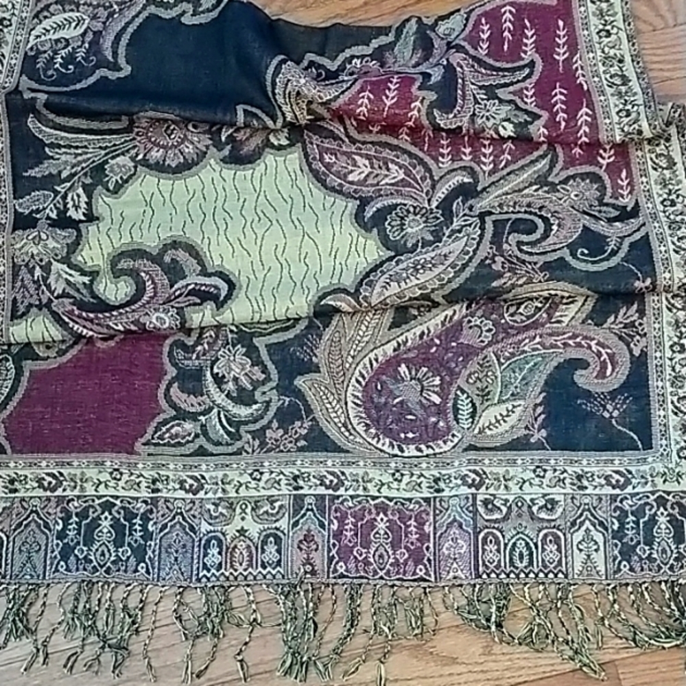 Waverly Rich Tones Scarf with Gold Metallic Blend 79 x 28 - Picture 3 of 7